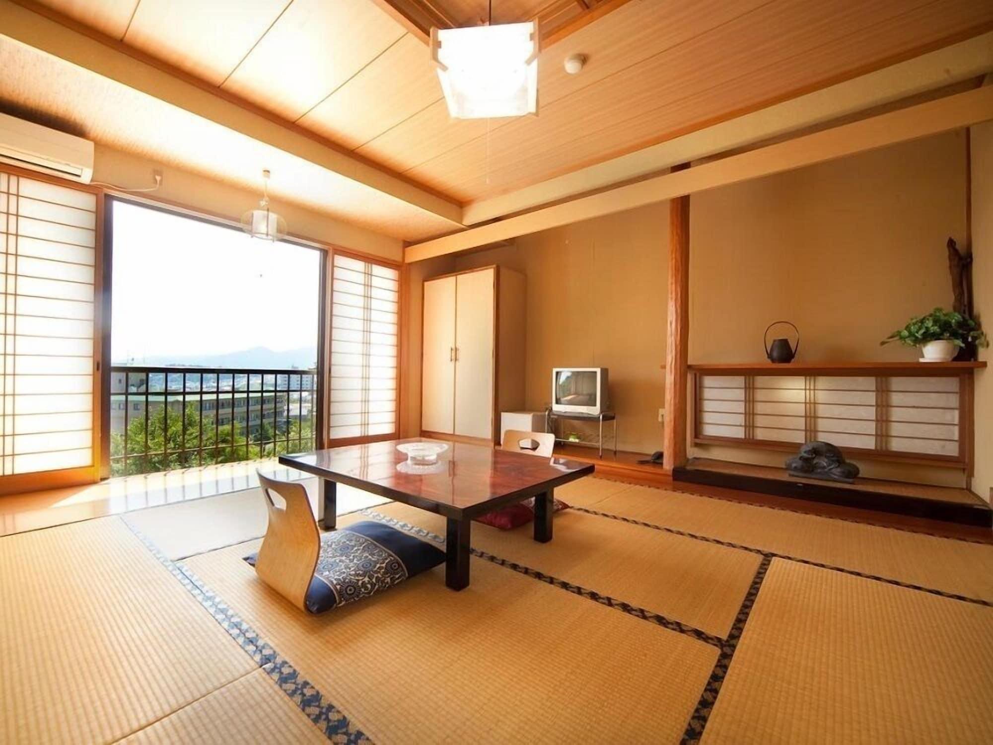 Yumoto Miyoshi Hotell Beppu Eksteriør bilde